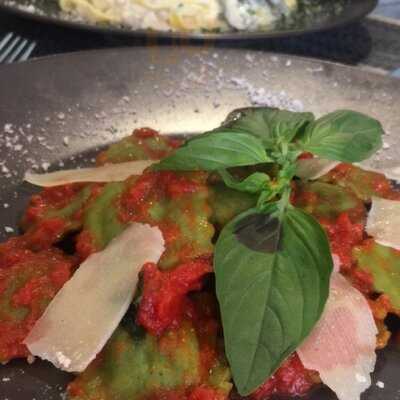 Caravaggio Italian Restaurant & Pizza