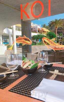 Koi Oyster & Sushi Bar