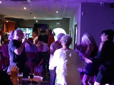 The Local La Florida