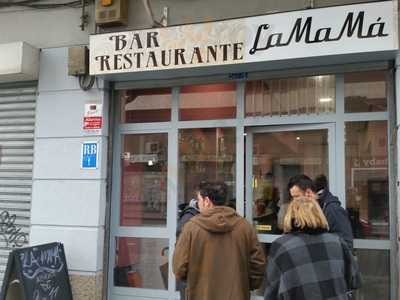 La Mama