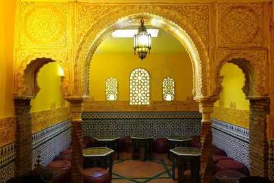 Al-andalus Teteria Y Restauracion Oriental