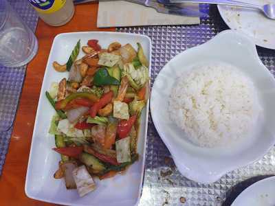 Lemongrass Thai Food