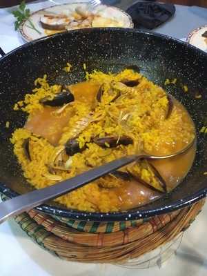 A Lareira: Restaurante Gallego