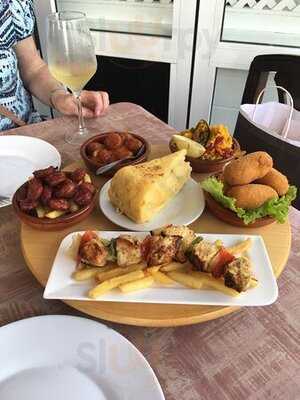 El Enyesque -tapas Bar Restaurant