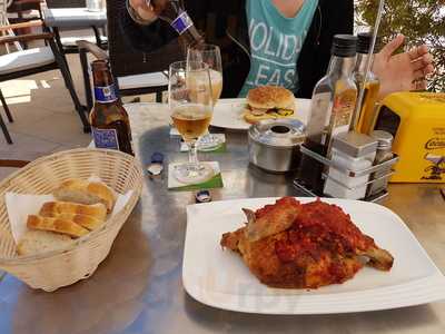 Pollos El Puerto - Huehner Karl