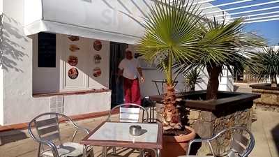 Pollos El Puerto - Huehner Karl