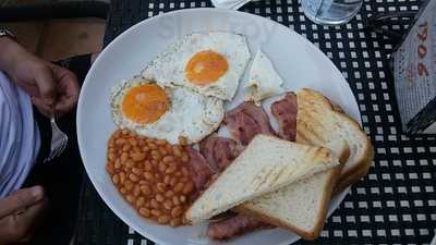 Romantica Beach Restaurant Cafe