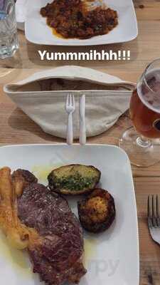 La Madeleine Cycling Bistro