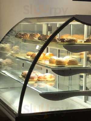 Pasteleria Mercedes Mora