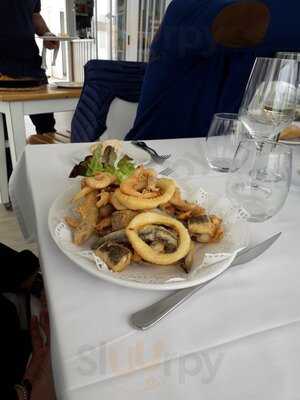 Chiringuito Waves Beach Bar