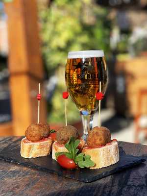 Chiringuito Beach El Capo