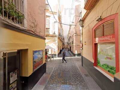 Los Platillos Volantes