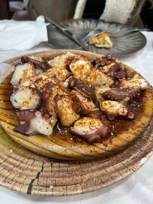 Cafeteria Rosalia Castro