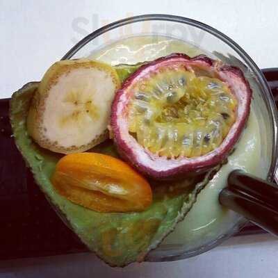 Ros Coffee Bar & Snacks