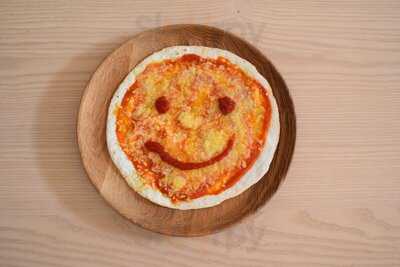 Ros Coffee Bar & Snacks