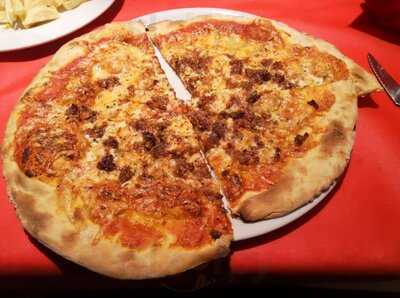 Restaurant Pizzeria La Roca