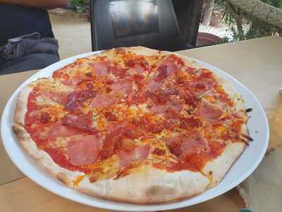 Asador Pizzeria Halaola