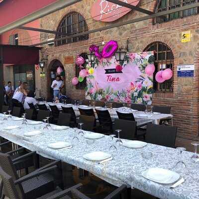 Rick’s Café Bistro Billiards