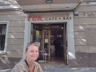 Tur Cafe Bar