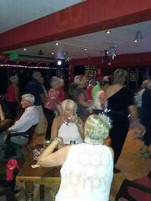 Nostalgia -Íslenski Barinn á Tene