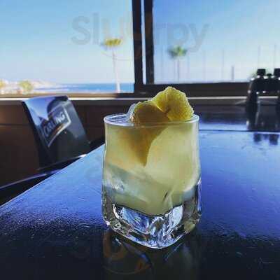 Nostalgia -Íslenski Barinn á Tene