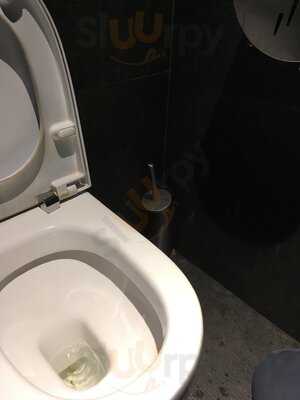 Starbucks Comercio 40