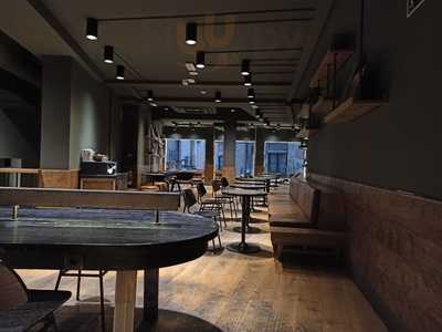 Starbucks Comercio 40