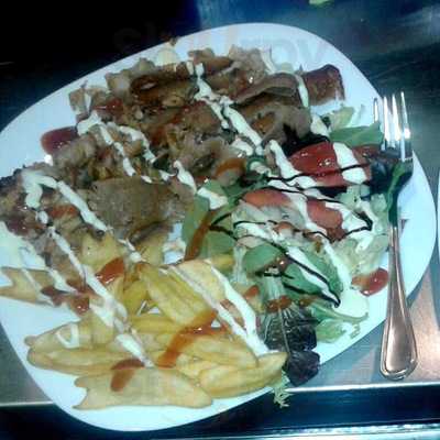 Delicious Kebab Pizza