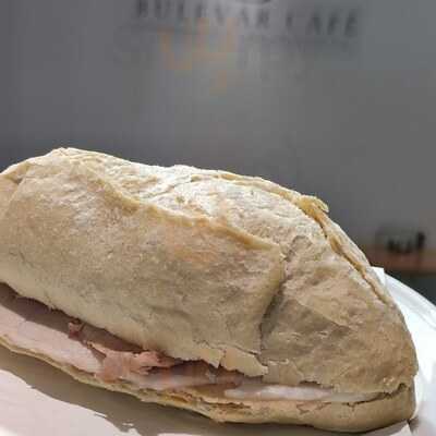 Bulevar Café
