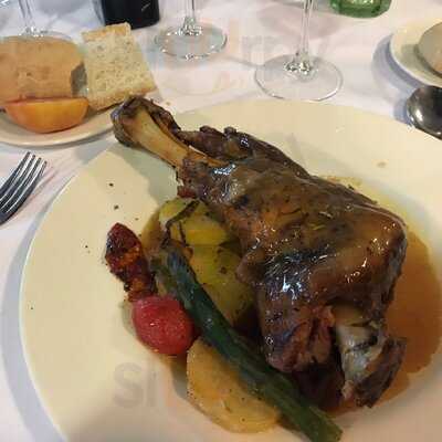 Restaurant El Mirador Dels Camps Elisis