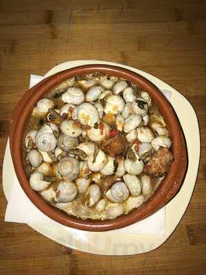 Tapería Esencia Café