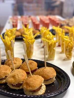 Mon An Restauracio Sl