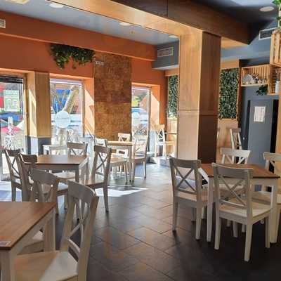 Esencia Restaurante-cafeteria