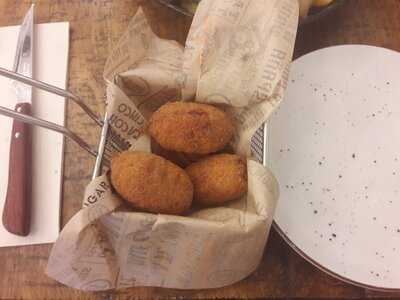 Canas Y Tapas Gran Via 2