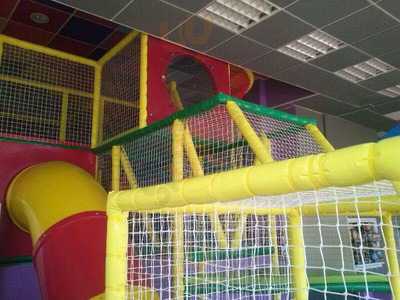 Cafeteria Y Parque De Ocio Caramelo