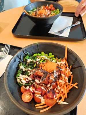 Love My Poke And Sushi