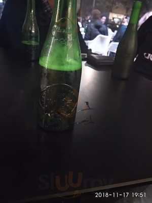 Cafetería Euphoria 80/81