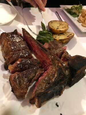 Neska Polita Vinoteca