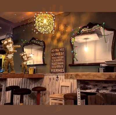 Pintamonas Café Bar Vintage