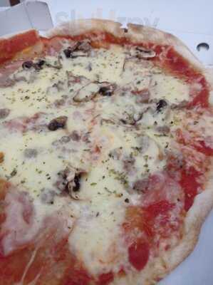 Pizza Ricoli