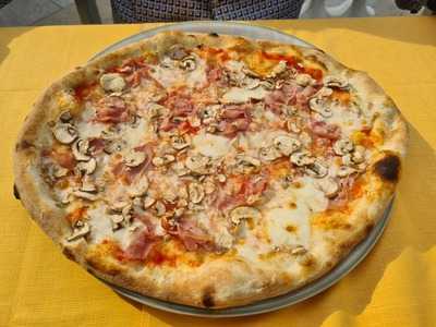 Lignano Pizza & Hamburgers