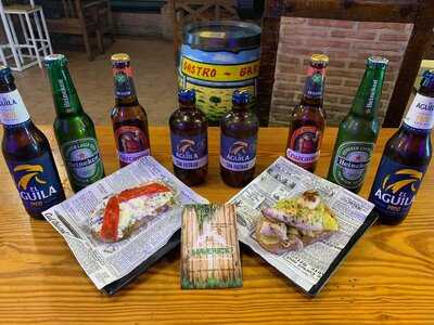 Cafe Bar Maverick - Photo 8