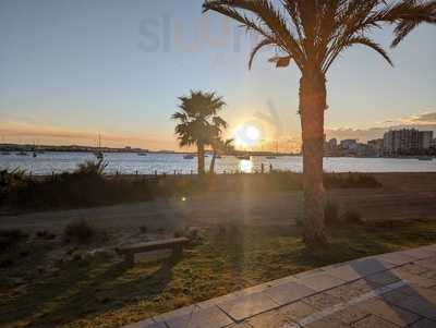 Pizza Hut - Kentucky Fried Chicken