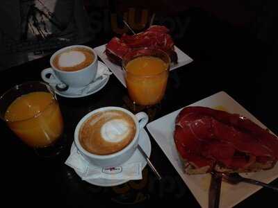 Ad Gelo - Cafe Lounge