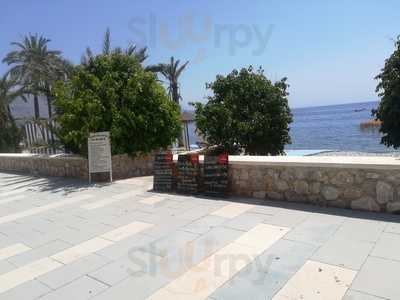 Chiringuito Restaurante La Barca