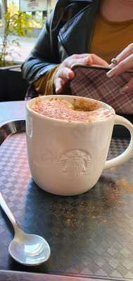 Starbucks Gran Via 2