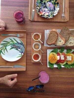 The Concept Boutique & Coffee