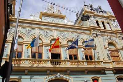 Circulo De Amistad Xii De Enero