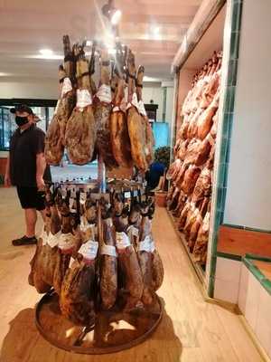 Jamones Montesierra. La Estrella Del Jamón