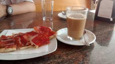 Café Bar La Moncloa